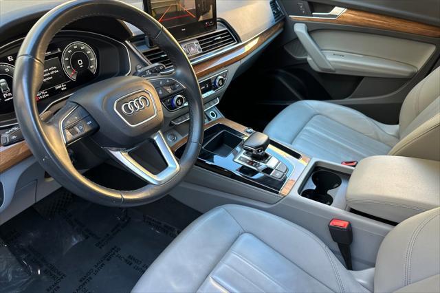 Photo of 2023 White Audi Q5