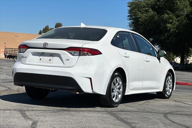 Photo of 2024 Ice Cap Toyota Corolla