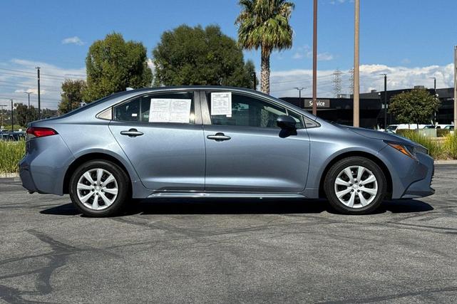 Photo of 2023 Celestite Toyota Corolla
