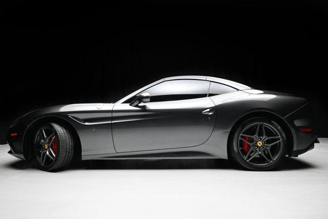 Photo of 2016 Grigio Silverstone Metallic Ferrari California