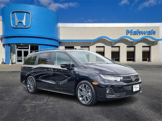 Photo of 2025 Crystal Black Honda Odyssey