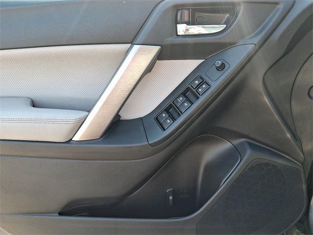 Photo of 2014 Dark Gray Metallic Subaru Forester