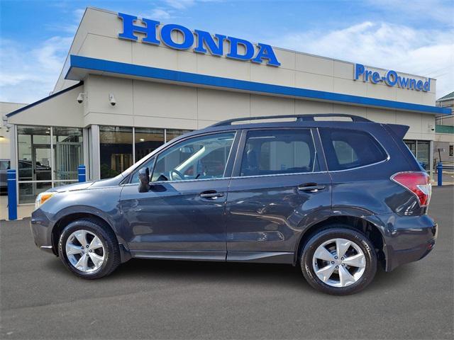 Photo of 2014 Dark Gray Metallic Subaru Forester
