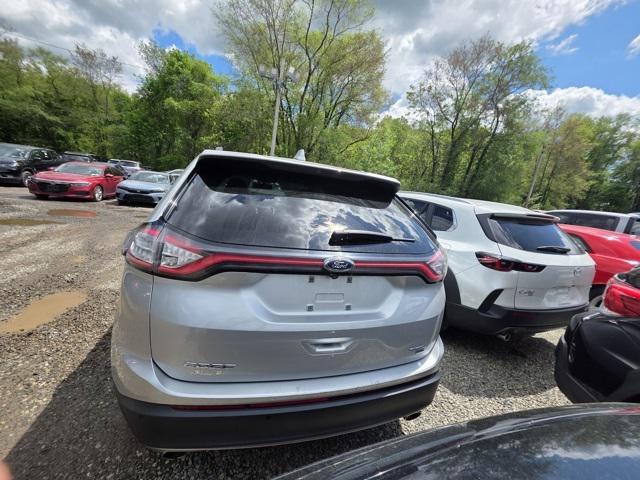 2016 Ford Edge