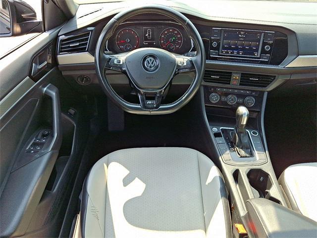 Photo of 2020 Deep Black Volkswagen Jetta