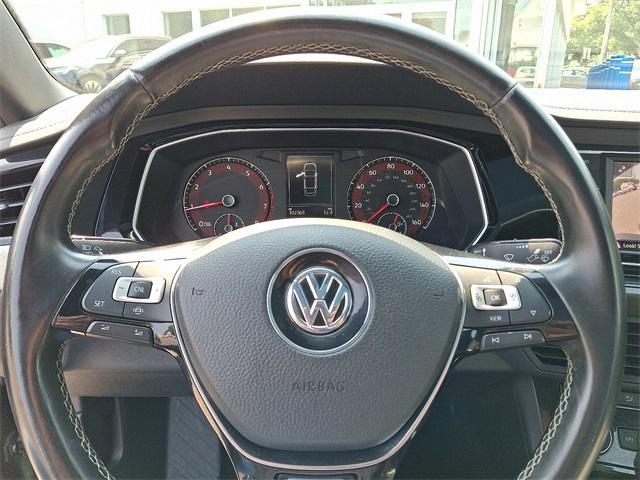 Photo of 2020 Deep Black Volkswagen Jetta