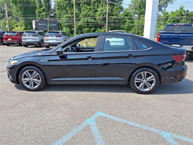 Photo of 2020 Deep Black Volkswagen Jetta