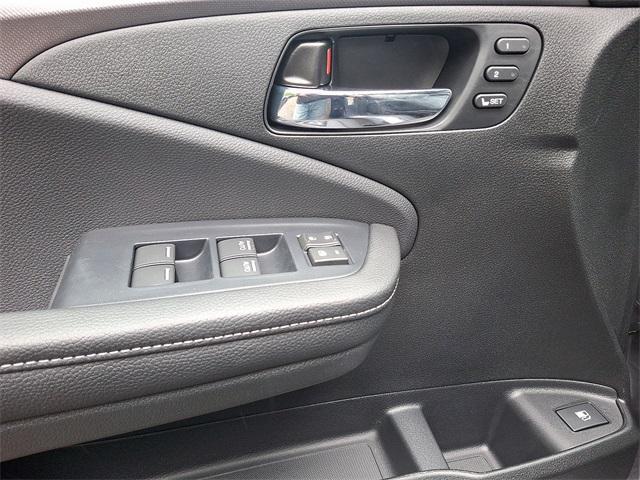 Photo of 2025 Modern Steel Metallic Honda Ridgeline