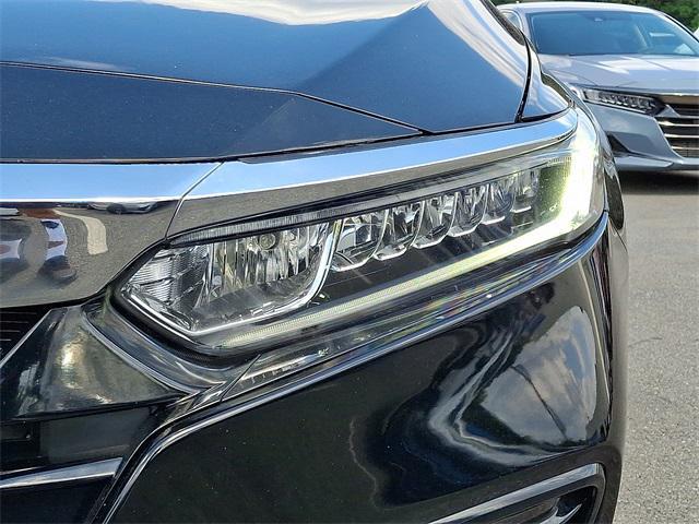 Photo of 2019 Crystal Black Pearl Honda Accord