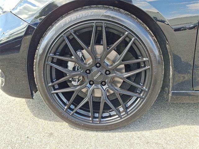 Photo of 2019 Crystal Black Pearl Honda Accord