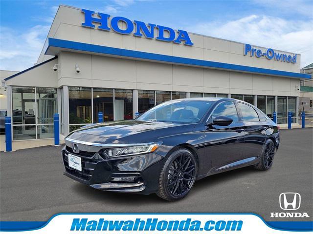 Photo of 2019 Crystal Black Pearl Honda Accord