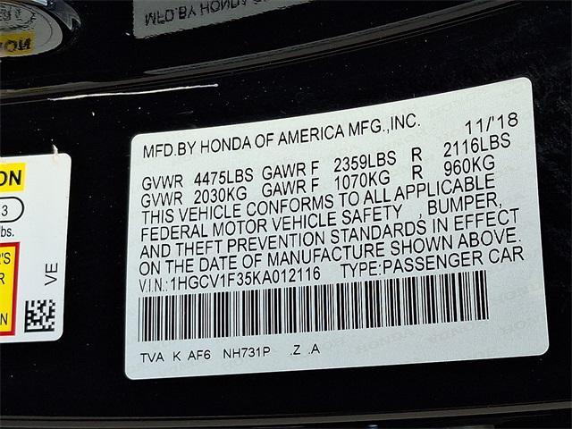 Photo of 2019 Crystal Black Pearl Honda Accord