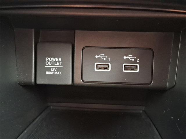 Photo of 2021 Platinum White Pearl Honda Accord