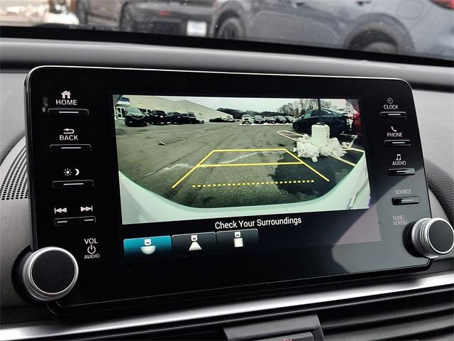 Photo of 2021 Platinum White Pearl Honda Accord
