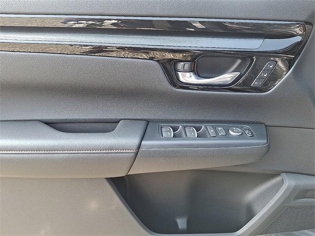 Photo of 2026 Urban Gray Pearl Honda CR-V Hybrid