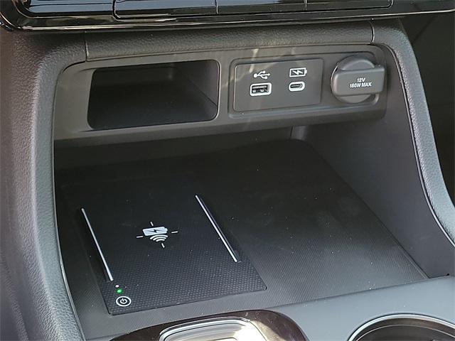 Photo of 2025 Diffused Sky Pearl Honda Pilot