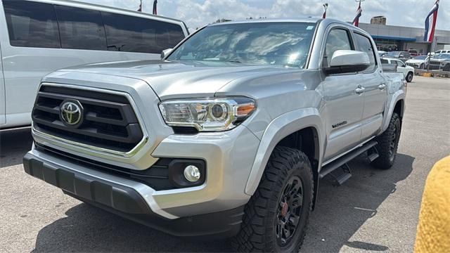 Photo of 2022 Silver Toyota Tacoma
