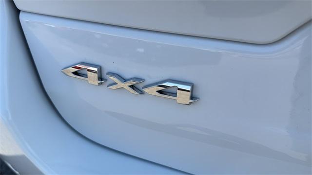 Photo of 2023 Bright White Clearcoat Jeep Grand Cherokee