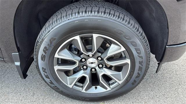 Photo of 2023 Black Chevrolet Silverado 1500