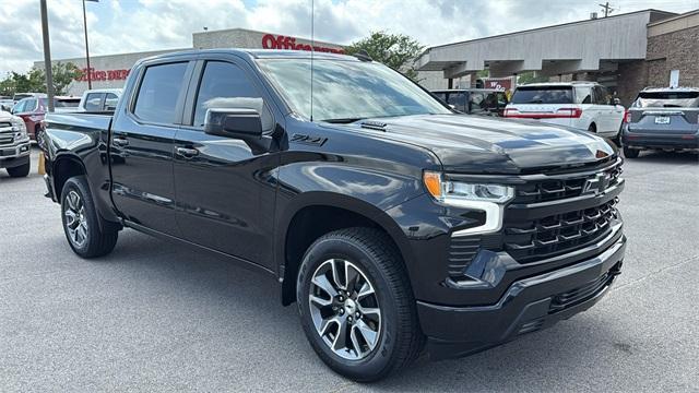 Photo of 2023 Black Chevrolet Silverado 1500