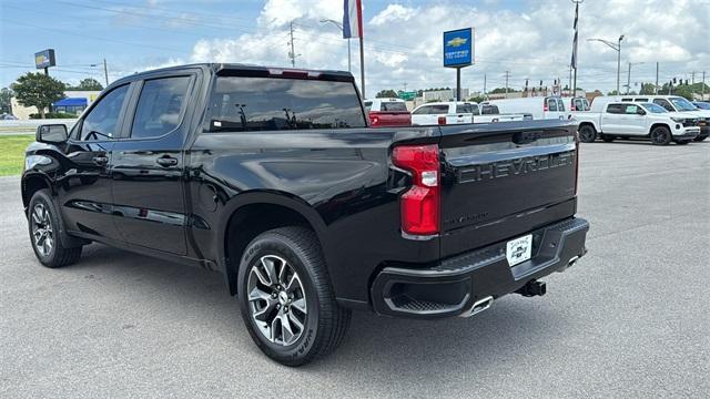 Photo of 2023 Black Chevrolet Silverado 1500