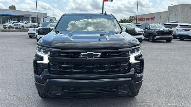 Photo of 2023 Black Chevrolet Silverado 1500