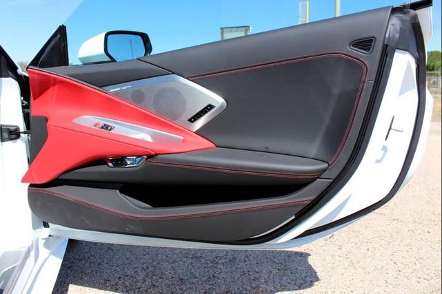 Photo of 2024 Arctic White Chevrolet Corvette