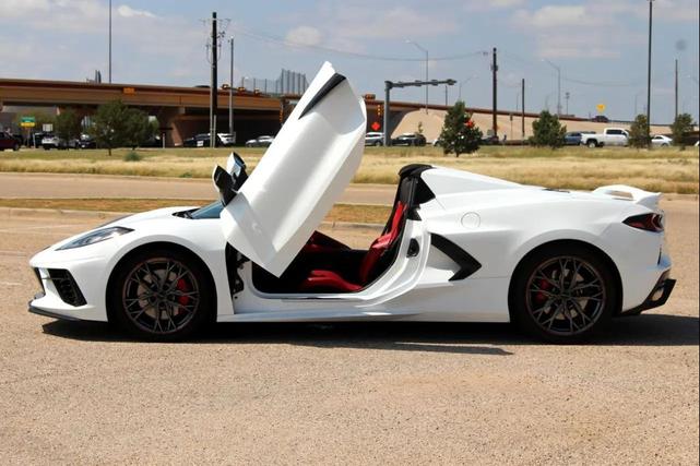 Photo of 2024 Arctic White Chevrolet Corvette