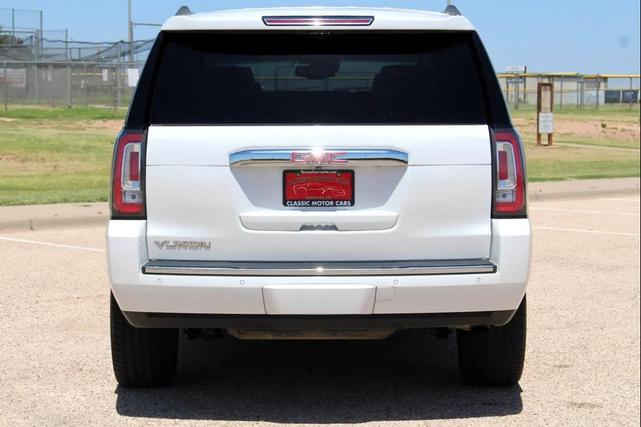 Photo of 2017 White Frost Tricoat GMC Yukon
