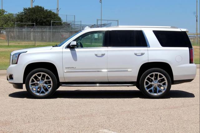 Photo of 2017 White Frost Tricoat GMC Yukon