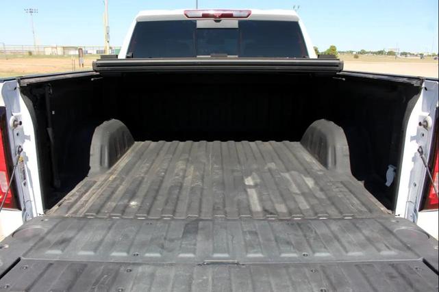 Photo of 2022 White Frost Tricoat GMC Sierra 1500