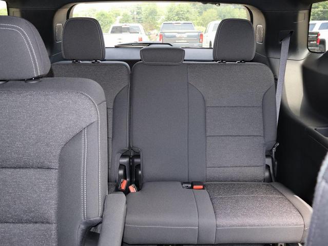 Photo of 2025 Mosaic Black Metallic Chevrolet Traverse