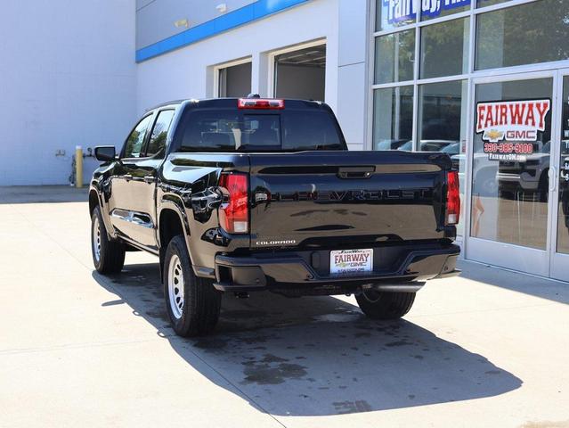 Photo of 2026 Black Chevrolet Colorado