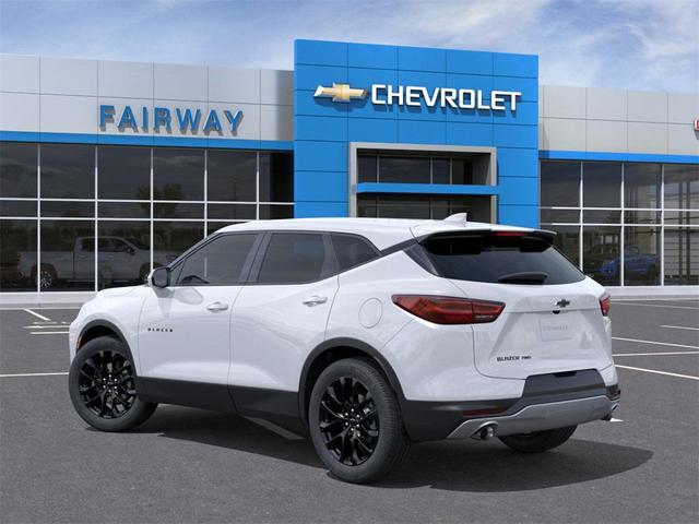 Photo of 2025 Summit White Chevrolet Blazer