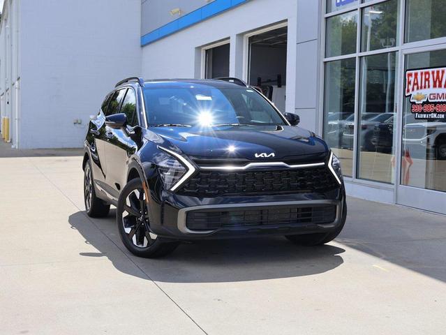 Photo of 2024 Ebony Black Kia Sportage