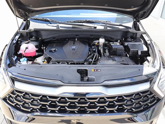 Photo of 2024 Ebony Black Kia Sportage