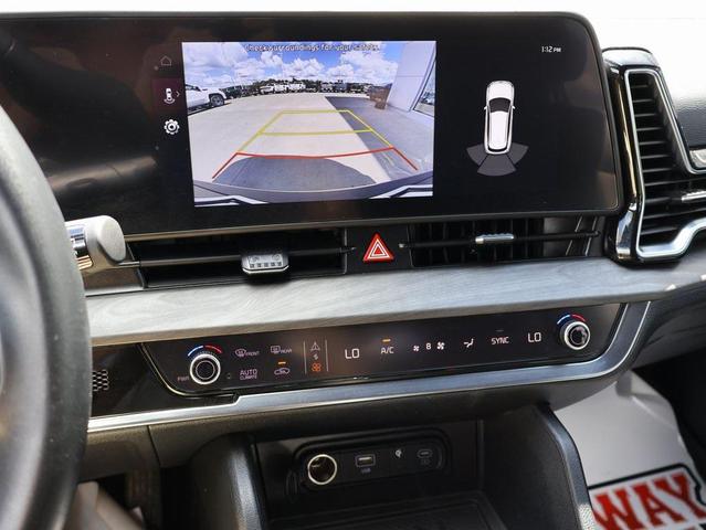 Photo of 2024 Ebony Black Kia Sportage