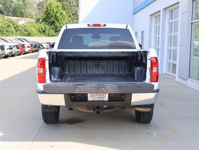 Photo of 2013 Summit White Chevrolet Silverado 1500
