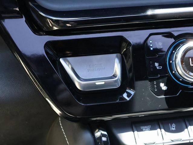 Photo of 2024 Summit White GMC Sierra 2500