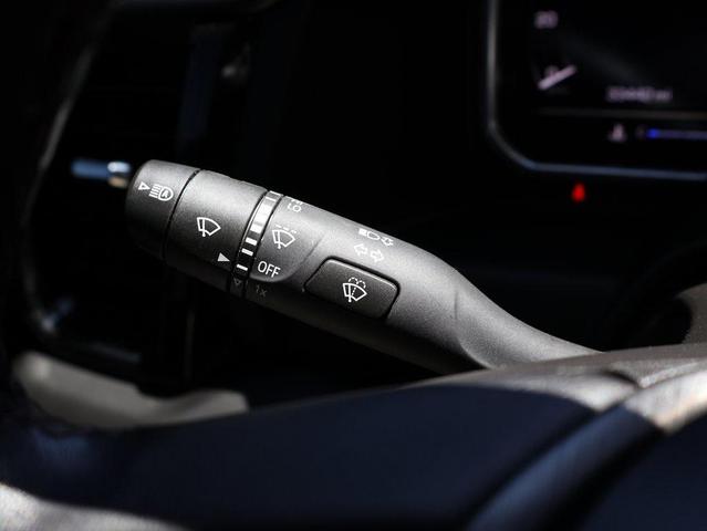 Photo of 2024 Summit White GMC Sierra 2500