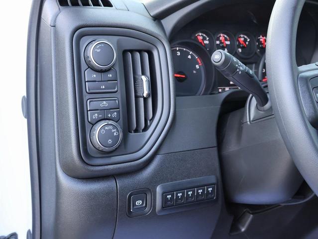 Photo of 2025 Summit White Chevrolet Silverado 3500