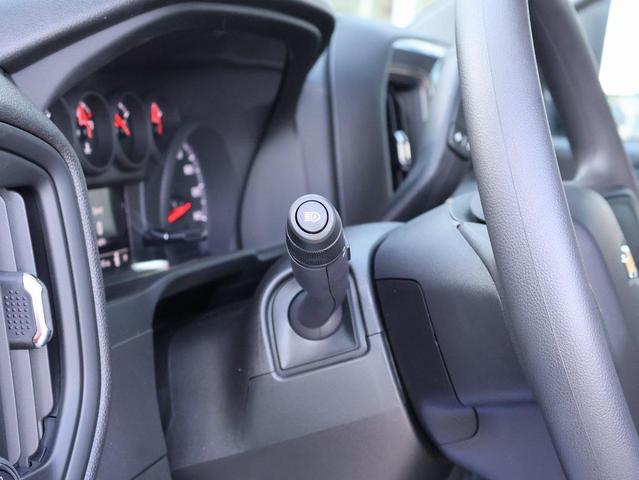 Photo of 2025 Summit White Chevrolet Silverado 3500
