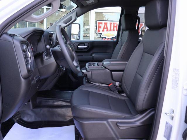 Photo of 2025 Summit White Chevrolet Silverado 3500