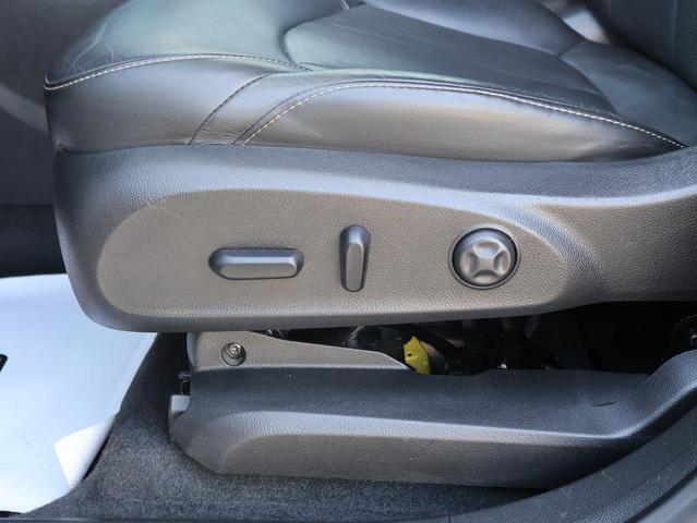 Photo of 2018 Galaxy Silver Metallic Buick Envision