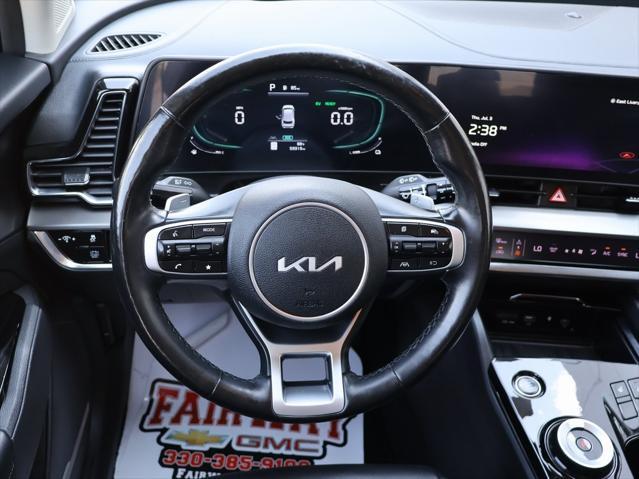 Photo of 2023 Snow White Pearl Kia Sportage Hybrid