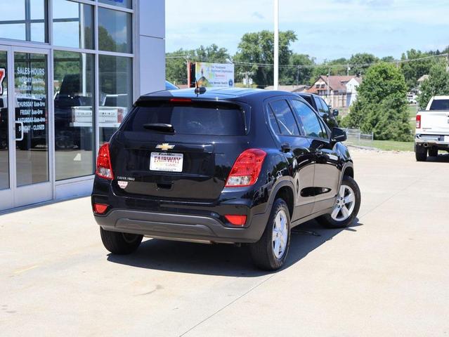 Photo of 2020 Mosaic Black Metallic Chevrolet Trax