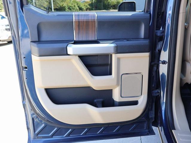 Photo of 2016 Blue Jeans Metallic Ford F-150