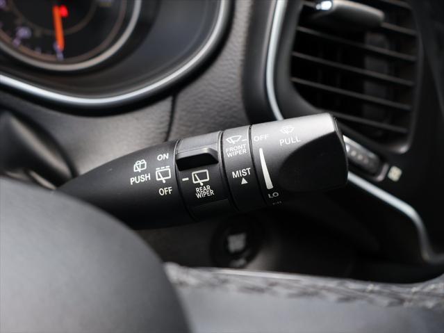 Photo of 2019 Diamond Black Crystal Pearlcoat Jeep Cherokee
