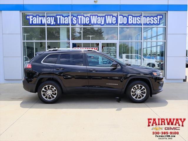 Photo of 2019 Diamond Black Crystal Pearlcoat Jeep Cherokee