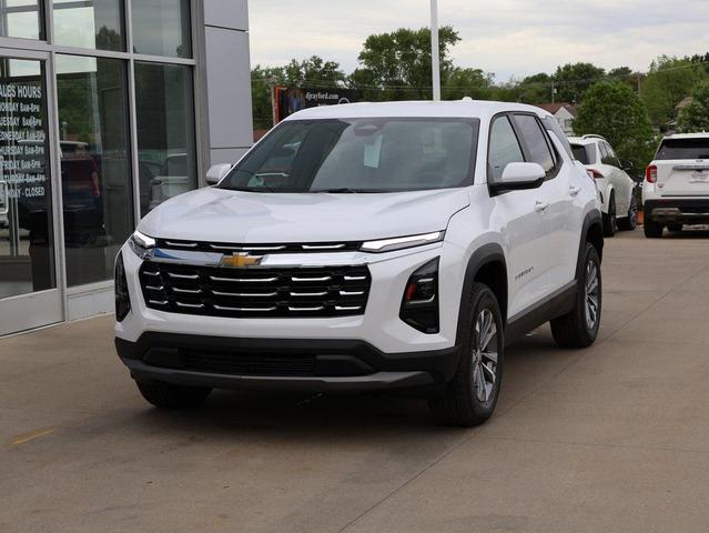 Photo of 2026 Summit White Chevrolet Equinox